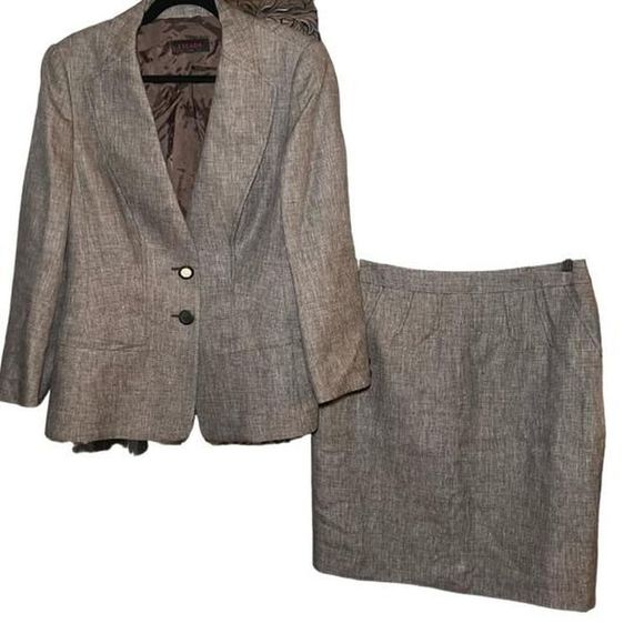 Escada Other - Vintage Escada linen womens suit